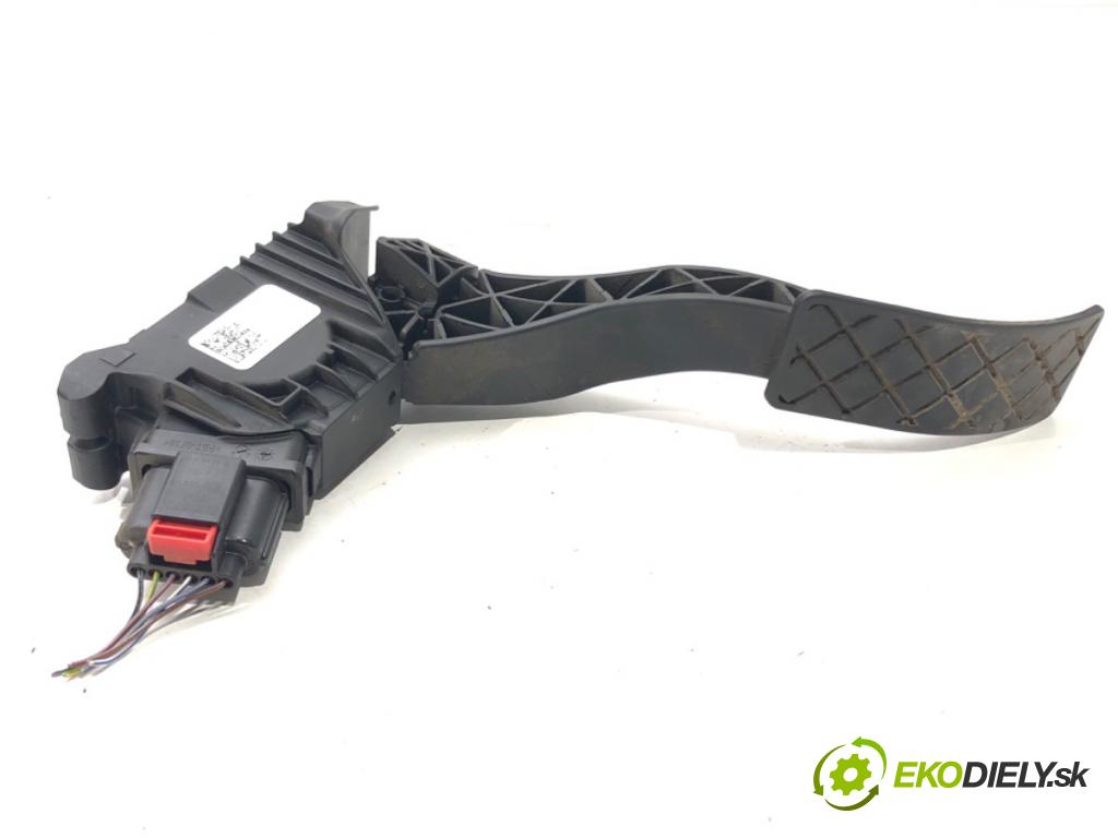 VW GOLF VII Variant (BA5, BV5) 2013 - 2022    1.6 TDI 81 kW [110 KM] olej napędowy 2013 - 2017  Potenciometer plynového pedálu 5Q1723503H (Pedále)