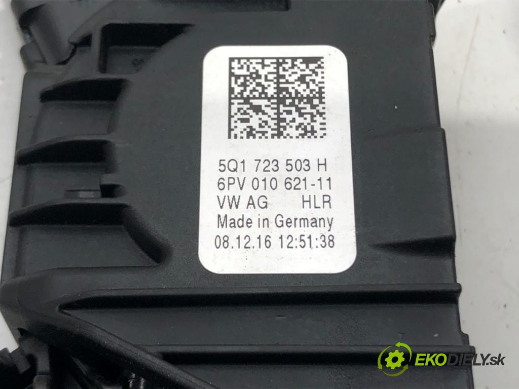 VW GOLF VII Variant (BA5, BV5) 2013 - 2022    1.6 TDI 81 kW [110 KM] olej napędowy 2013 - 2017  Potenciometer plynového pedálu 5Q1723503H (Pedále)