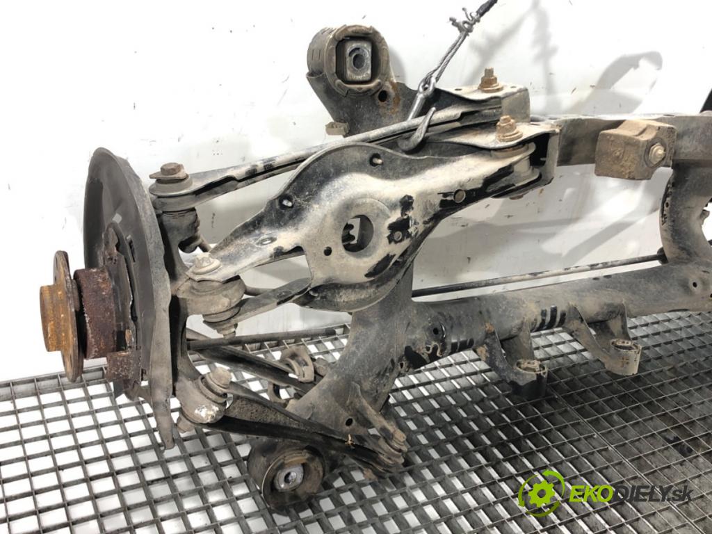BMW 3 (F30, F80) 2011 - 2018    340 i xDrive 240 kW [326 KM] benzyna 2015 - 2018  výztuha zadní část 6863149