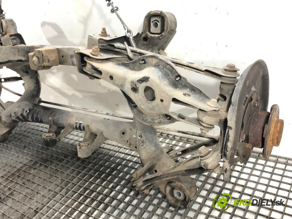 BMW 3 (F30, F80) 2011 - 2018    340 i xDrive 240 kW [326 KM] benzyna 2015 - 2018  výztuha zadní část 6863149