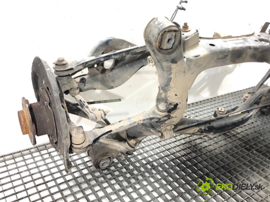 BMW 3 (F30, F80) 2011 - 2018    340 i xDrive 240 kW [326 KM] benzyna 2015 - 2018  výztuha zadní část 6863149