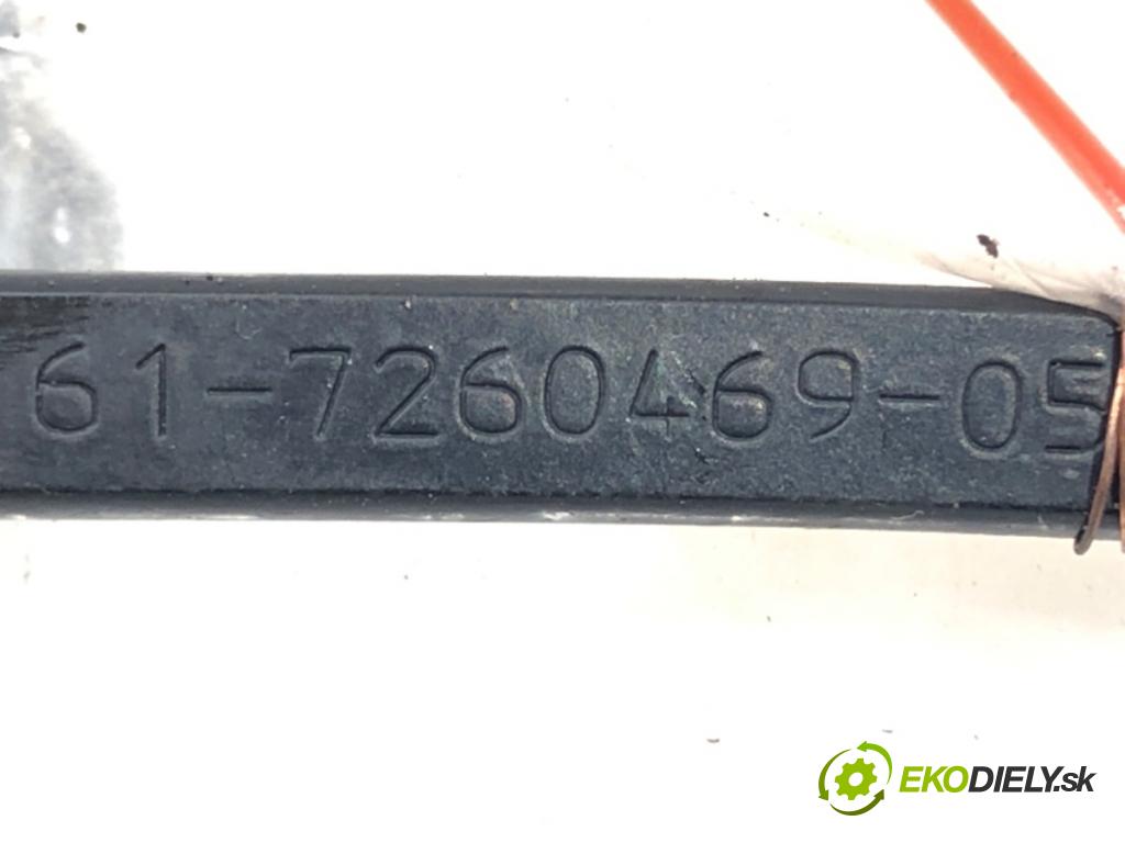 BMW 3 (F30, F80) 2011 - 2018    340 i xDrive 240 kW [326 KM] benzyna 2015 - 2018  ramena stěrače levý přední část 7260469