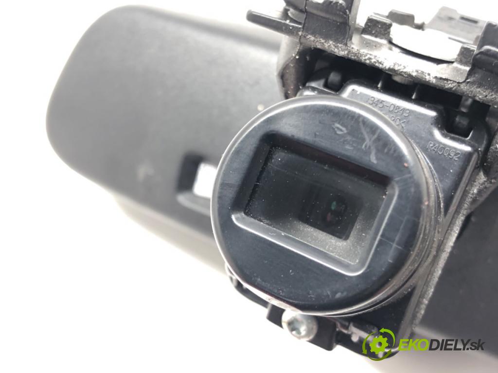 BMW 3 (F30, F80) 2011 - 2018    340 i xDrive 240 kW [326 KM] benzyna 2015 - 2018  zpětné zrcátko vnitřní 9345368 (Světla vnitřní)