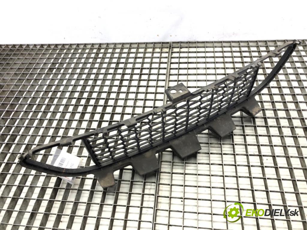 BMW 3 (F30, F80) 2011 - 2018    340 i xDrive 240 kW [326 KM] benzyna 2015 - 2018  mří nárazníka přední část  (Mřížky (masky) chladičů)