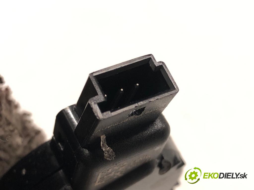 BMW 3 (F30, F80) 2011 - 2018    340 i xDrive 240 kW [326 KM] benzyna 2015 - 2018  Snímač dažďa 6814601 (Snímače dažďa)