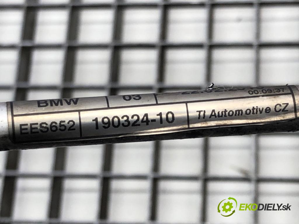 BMW 3 Touring (F31) 2012 - 2019    320 d 135 kW [184 KM] olej napędowy 2012 - 2016  rúrka klimatizácie 9212236 (Rúrky klimatizácie)