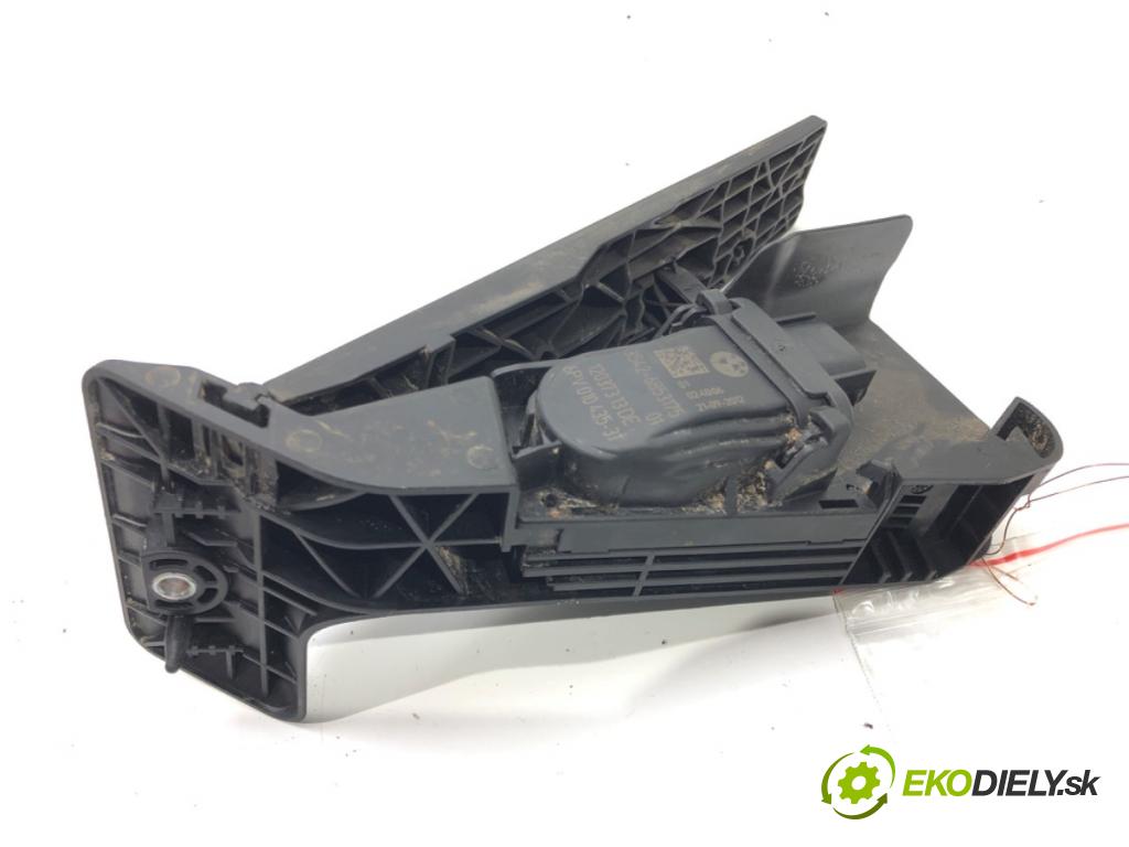 BMW 3 Touring (F31) 2012 - 2019    320 d 135 kW [184 KM] olej napędowy 2012 - 2016  Potenciometer plynového pedálu 6853175 (Pedále)