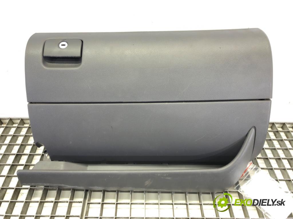 SEAT LEON (1M1) 1999 - 2006    1.6 16 V 77 kW [105 KM] benzyna 2000 - 2006  Priehradka, kastlík spolujazdca  (Priehradky, kastlíky)