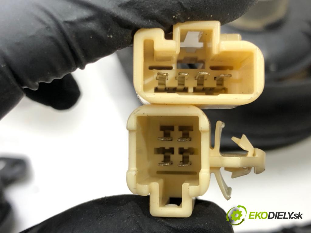 TOYOTA AVENSIS T27 sedan 2009 110 kW 2.2 D-4D (ADT271_) 2231 reproduktory 86160-05170