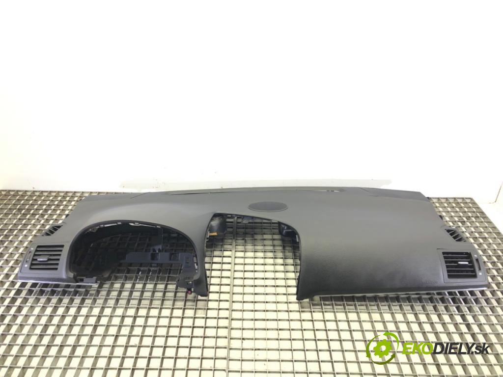 TOYOTA AVENSIS sedan (_T27_) 2008 - 2018    2.2 D-4D (ADT271_) 110 kW [150 KM] olej napędowy 2  Palubná doska  (Palubné dosky)