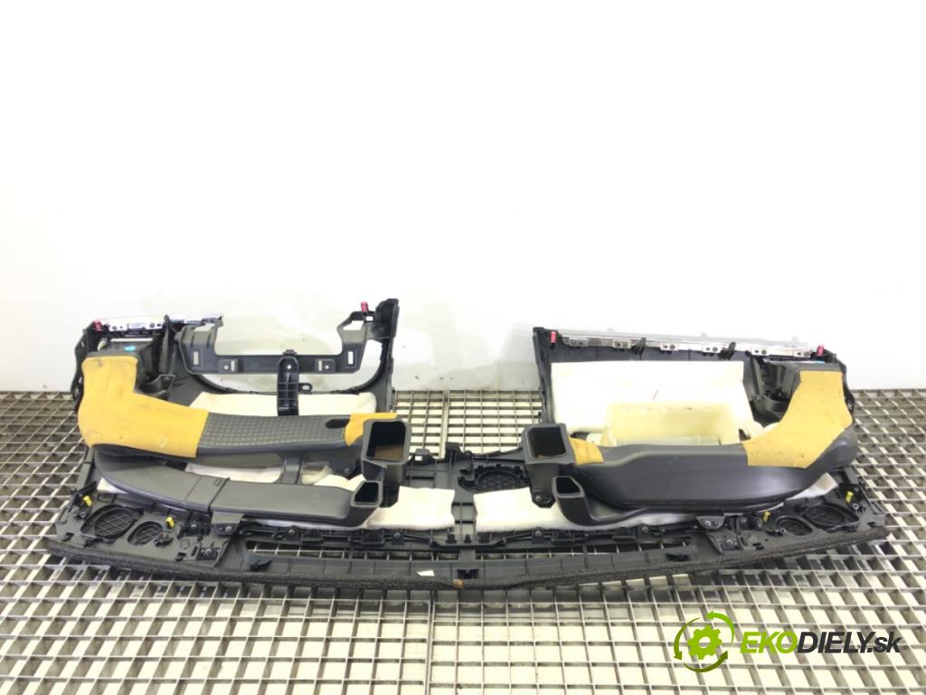 TOYOTA AVENSIS sedan (_T27_) 2008 - 2018    2.2 D-4D (ADT271_) 110 kW [150 KM] olej napędowy 2  Palubná doska  (Palubné dosky)