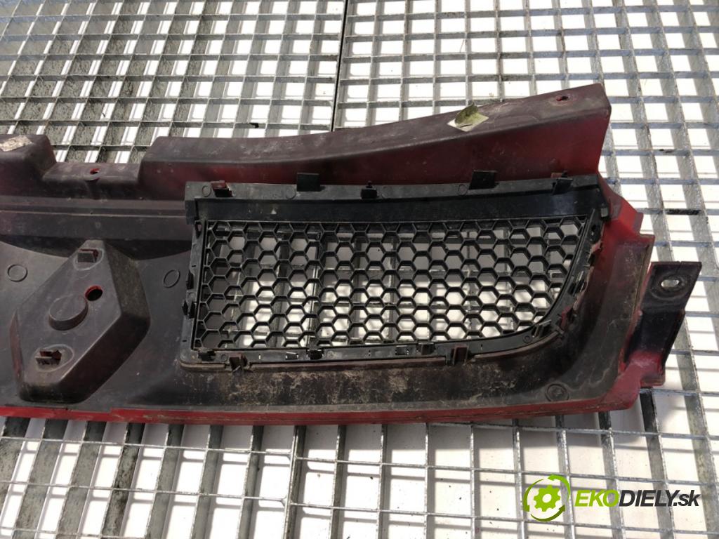 RENAULT TRAFIC II Autobus (JL) 2001 - 2022    1.9 dCI 100 (JL0C) 74 kW [101 KM] olej napędowy 20  mřížka maska  (Mřížky (masky) chladičů)