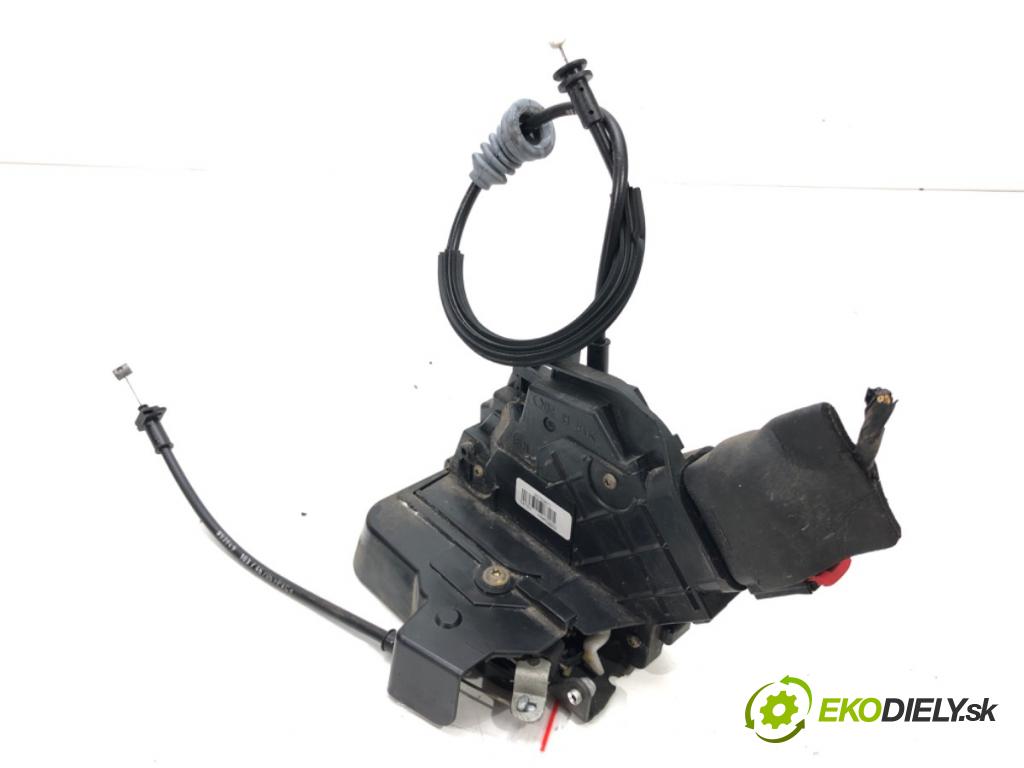 VOLVO S40 II (544) 2003 - 2012    2.4 125 kW [170 KM] benzyna 2004 - 2012  zámok dveře pravý zadní část 30753671