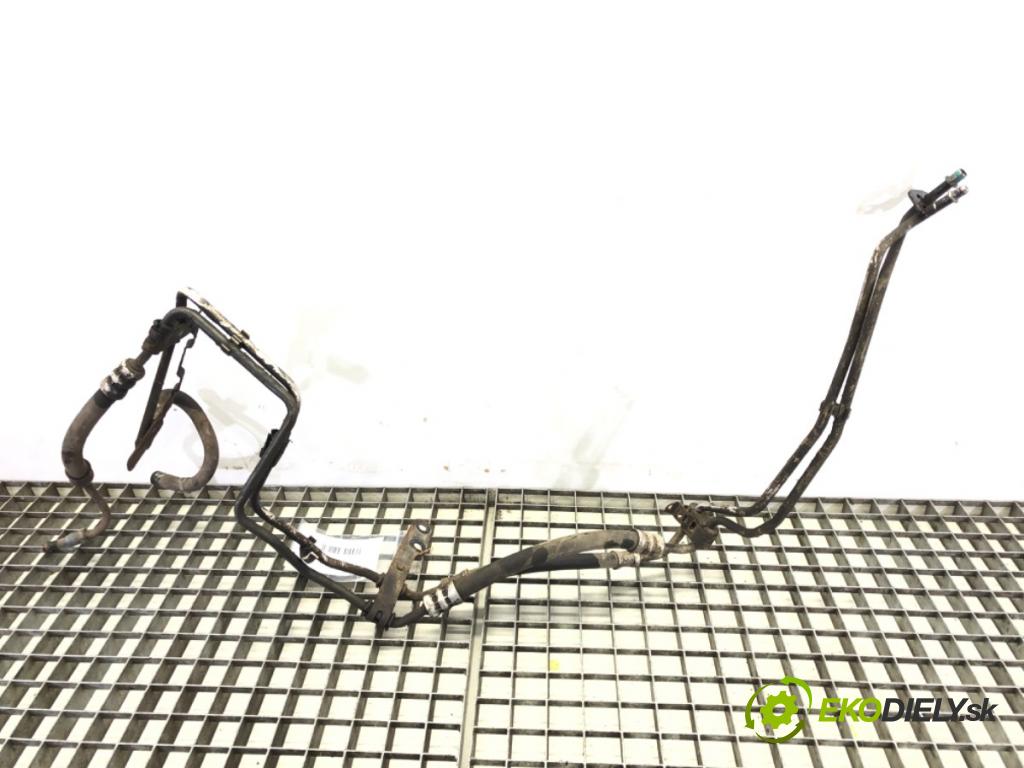 VOLVO S40 II (544) 2003 - 2012    2.4 125 kW [170 KM] benzyna 2004 - 2012  hadica servočerpadlo  (Rúrky, hadice servočerpadla)