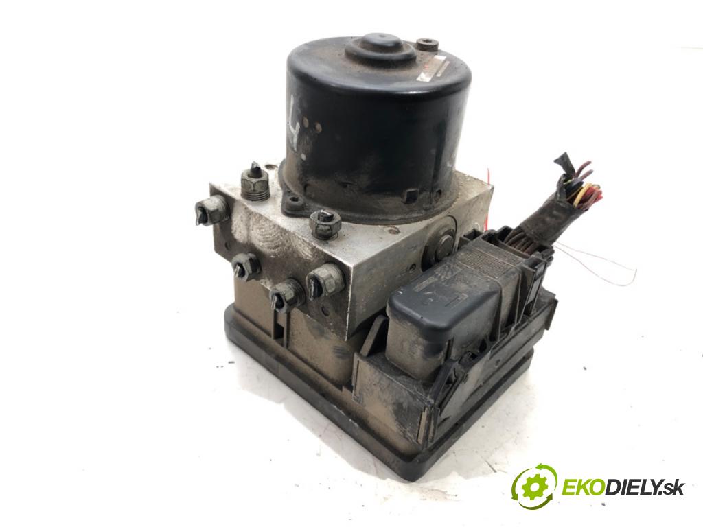 VOLVO S40 II (544) 2003 - 2012    2.4 125 kW [170 KM] benzyna 2004 - 2012  Pumpa ABS 30672504A (Pumpy ABS)