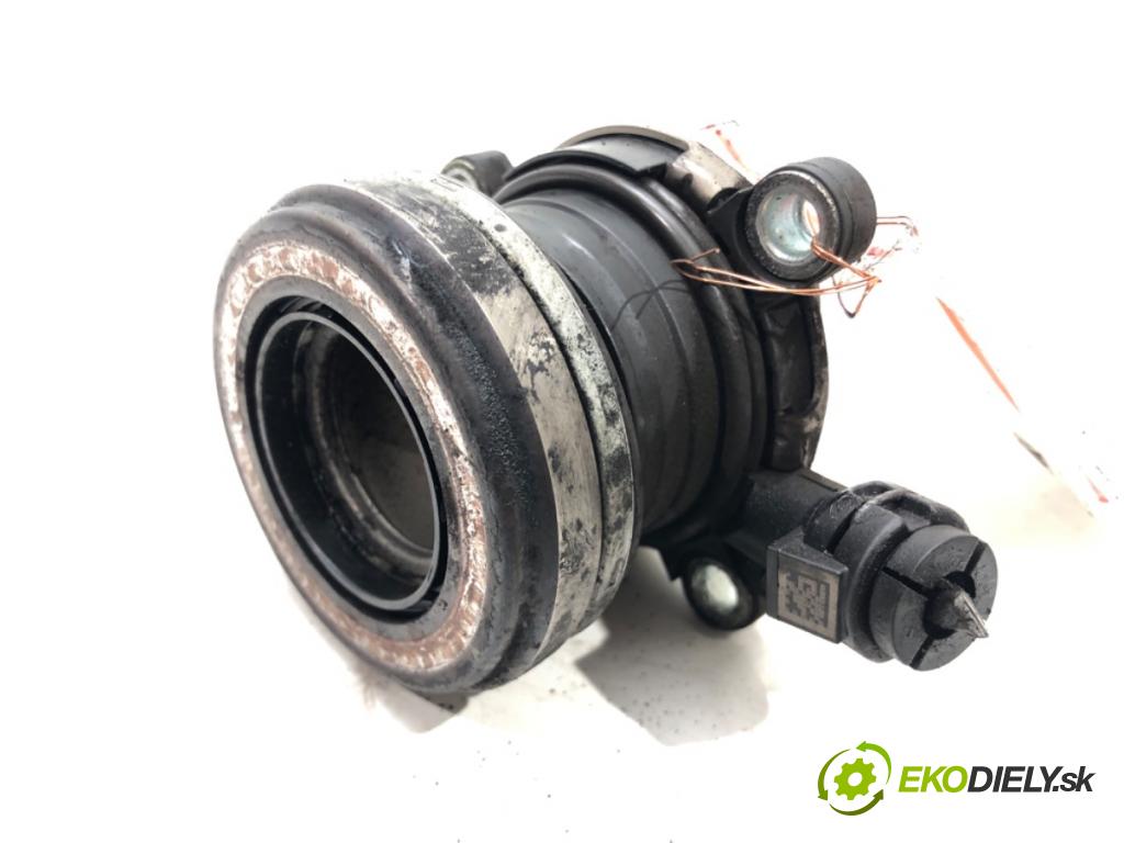 OPEL CORSA E (X15) 2014 - 2022    1.4 Turbo (08, 68) 74 kW [101 KM] benzyna 2014 - 2  Spojkový valec pumpa spojky 55594515 (Valce a ložiská)