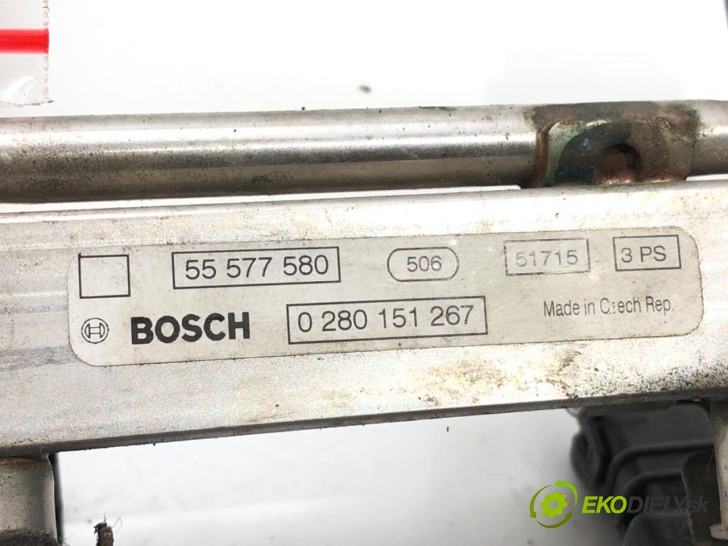 OPEL CORSA E (X15) 2014 - 2022    1.4 Turbo (08, 68) 74 kW [101 KM] benzyna 2014 - 2  Lišta vstrekovacia 55577580 0280158205 (Vstrekovacie lišty)