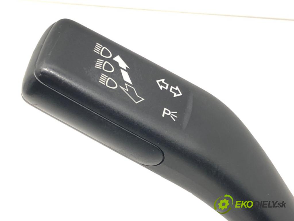 SEAT LEON (1P1) 2005 - 2013    1.4 TSI 92 kW [125 KM] benzyna 2007 - 2012  Prepínač kombinovaný 1K0953503EM (Prepínače, spínače, tlačidlá a ovládače kúrenia)