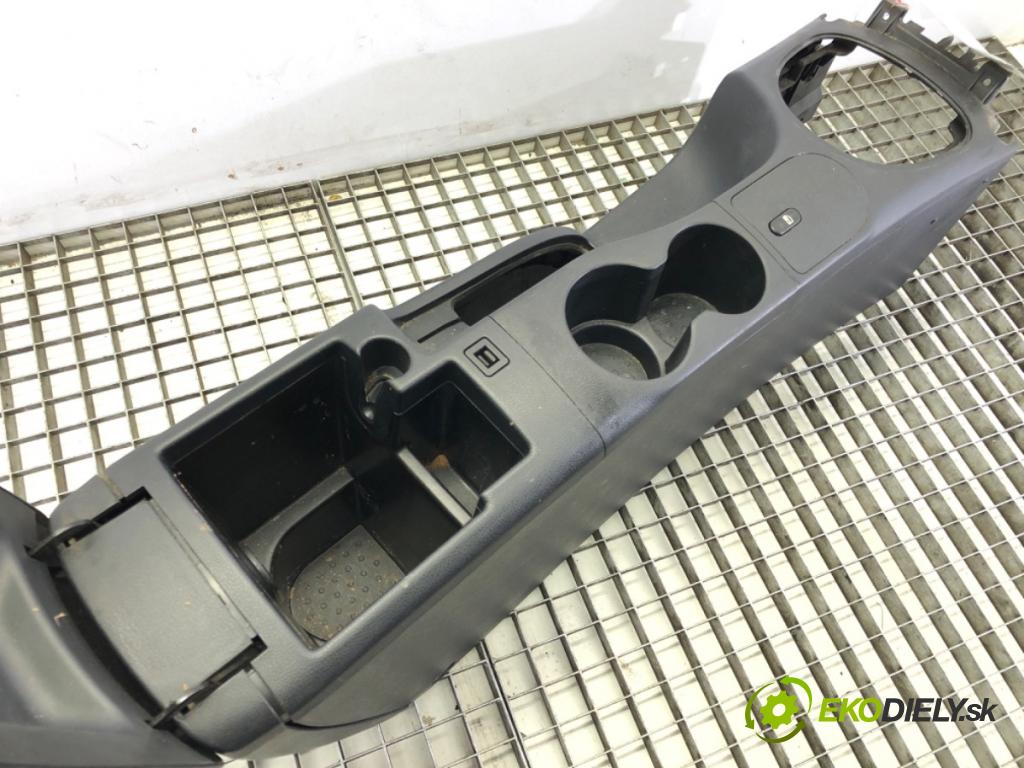 NISSAN QASHQAI / QASHQAI +2 I (J10, NJ10, JJ10E) 2006 - 2014    1.6 84 kW [114 KM] benzyna 2007 - 2013  Tunel stredový Lakťová opierka