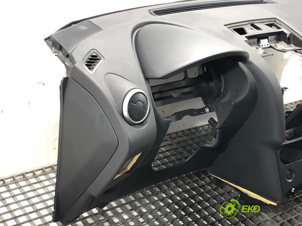 NISSAN QASHQAI / QASHQAI +2 I (J10, NJ10, JJ10E) 2006 - 2014    1.6 84 kW [114 KM] benzyna 2007 - 2013  Palubná doska  (Palubné dosky)