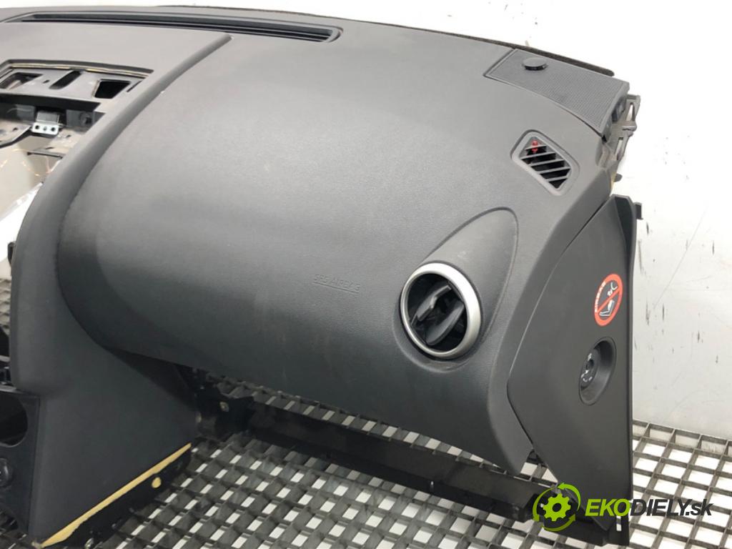 NISSAN QASHQAI / QASHQAI +2 I (J10, NJ10, JJ10E) 2006 - 2014    1.6 84 kW [114 KM] benzyna 2007 - 2013  Palubná doska  (Palubné dosky)