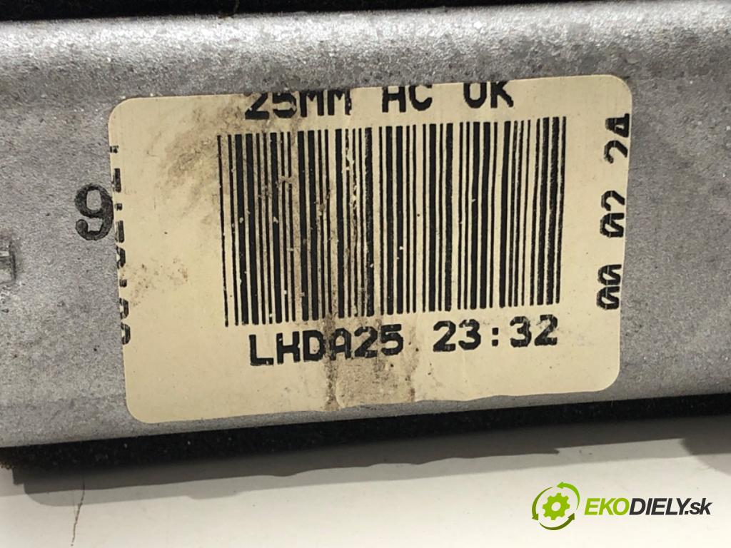 NISSAN QASHQAI / QASHQAI +2 I (J10, NJ10, JJ10E) 2006 - 2014    1.6 84 kW [114 KM] benzyna 2007 - 2013  topné těleso radiátor topení  (Radiátory topení)