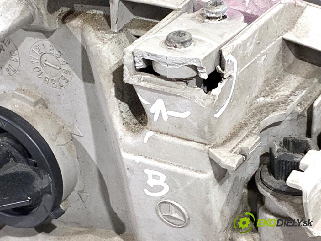 MERCEDES-BENZ W203 sedan 2003 120 kW C 200 Kompressor (203.042) 1796 Svetlomet ľavy predný XENON A2038203761