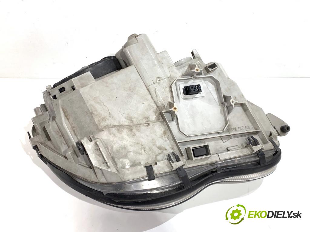 MERCEDES-BENZ W203 sedan 2003 120 kW C 200 Kompressor (203.042) 1796 Svetlomet ľavy predný XENON A2038203761