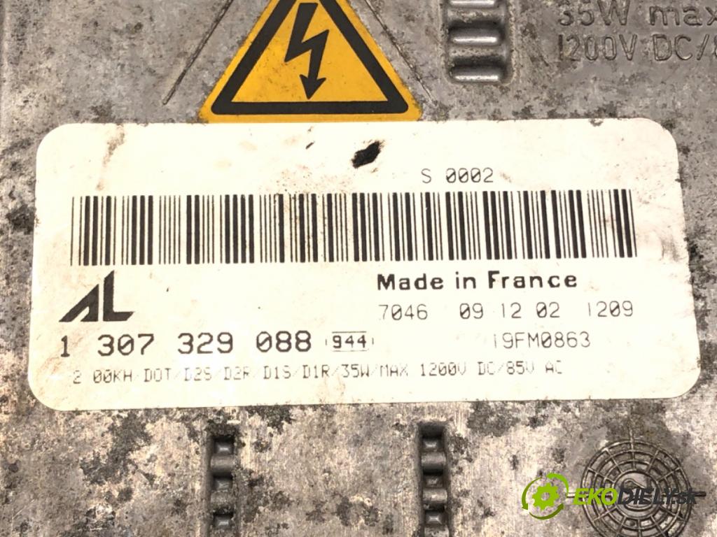 MERCEDES-BENZ KLASA C (W203) 2000 - 2007    C 200 Kompressor (203.042) 120 kW [163 KM] benzyna  Menič XENON 1307329088 (Riadiace jednotky xenónu)