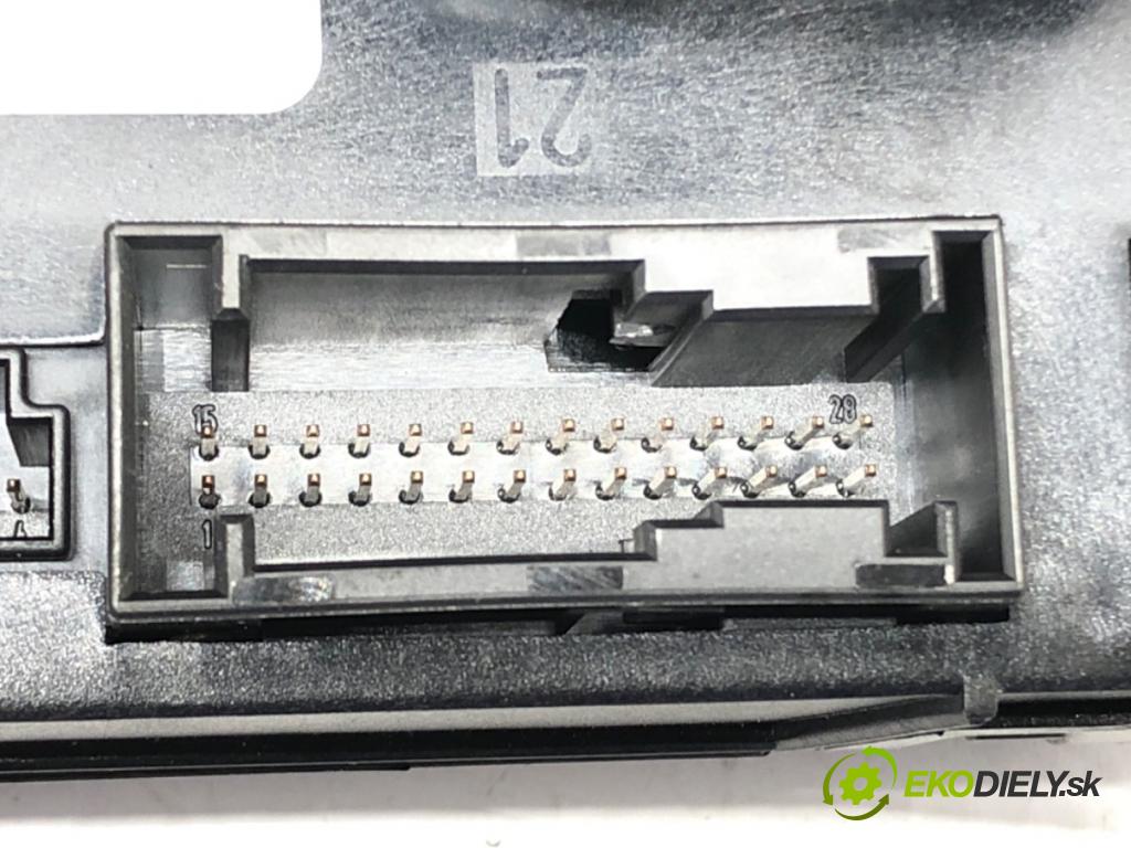 MERCEDES-BENZ KLASA C (W203) 2000 - 2007    C 200 Kompressor (203.042) 120 kW [163 KM] benzyna  Modul SAM 2035451801 (Ostatné)