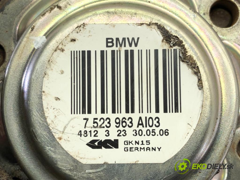 BMW 1 (E87) 2003 - 2013    118 d 90 kW [122 KM] olej napędowy 2004 - 2007  Poloos ľavy zad
