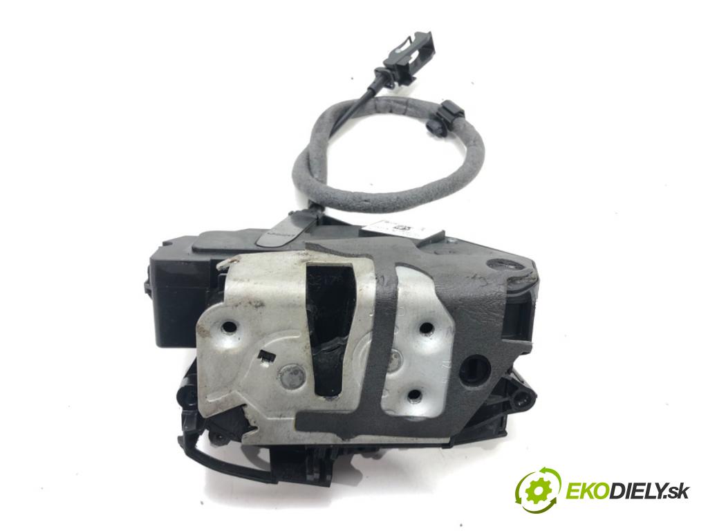 FORD FOCUS III Turnier 2010 - 2022    1.5 TDCi 88 kW [120 KM] olej napędowy 2014 - 2022  zámok dveře pravý přední část BM5A-A21812-BF