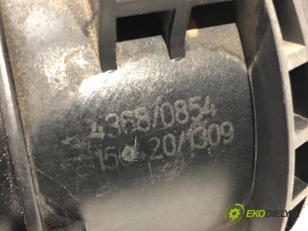 FORD FOCUS III Turnier 2010 - 2022    1.5 TDCi 88 kW [120 KM] olej napędowy 2014 - 2022  Váha vzduchu  (Váhy vzduchu)