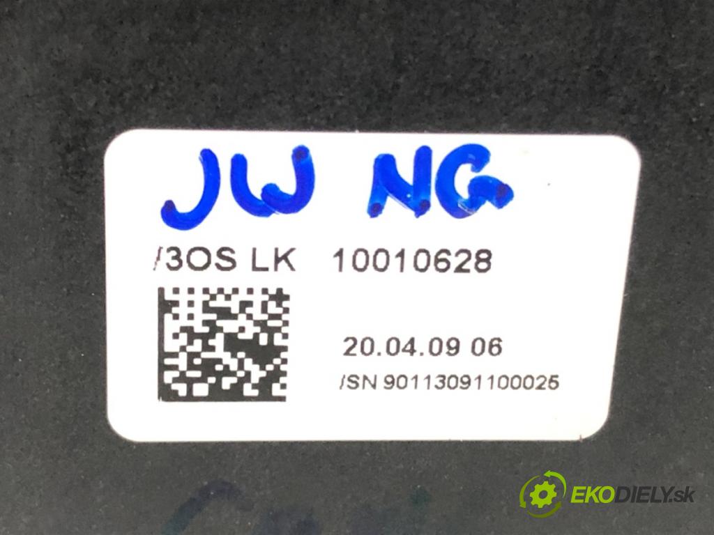 BMW X5 (E70) 2006 - 2013    xDrive 40 d 225 kW [306 KM] olej napędowy 2010 - 2  Kulisa  (Rýchlostné páky / kulisy)