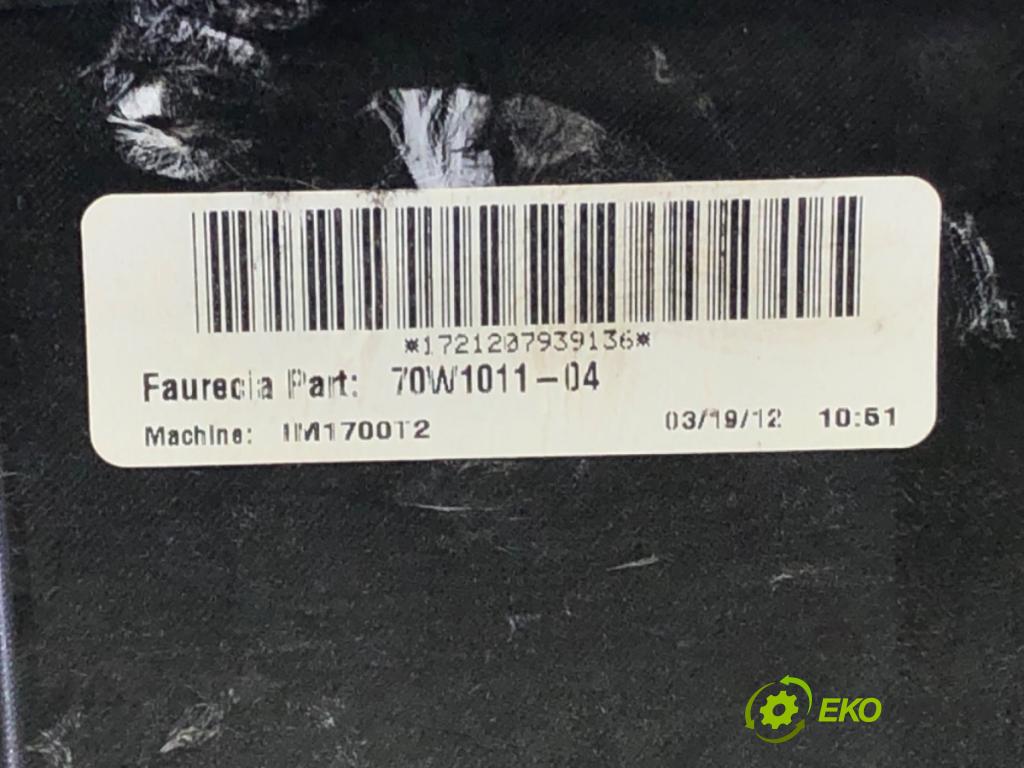 BMW E70 SUV 2012 225 kW xDrive 40 d 2993 palubní doska silenbloku ZÁVĚSY PÁSY: