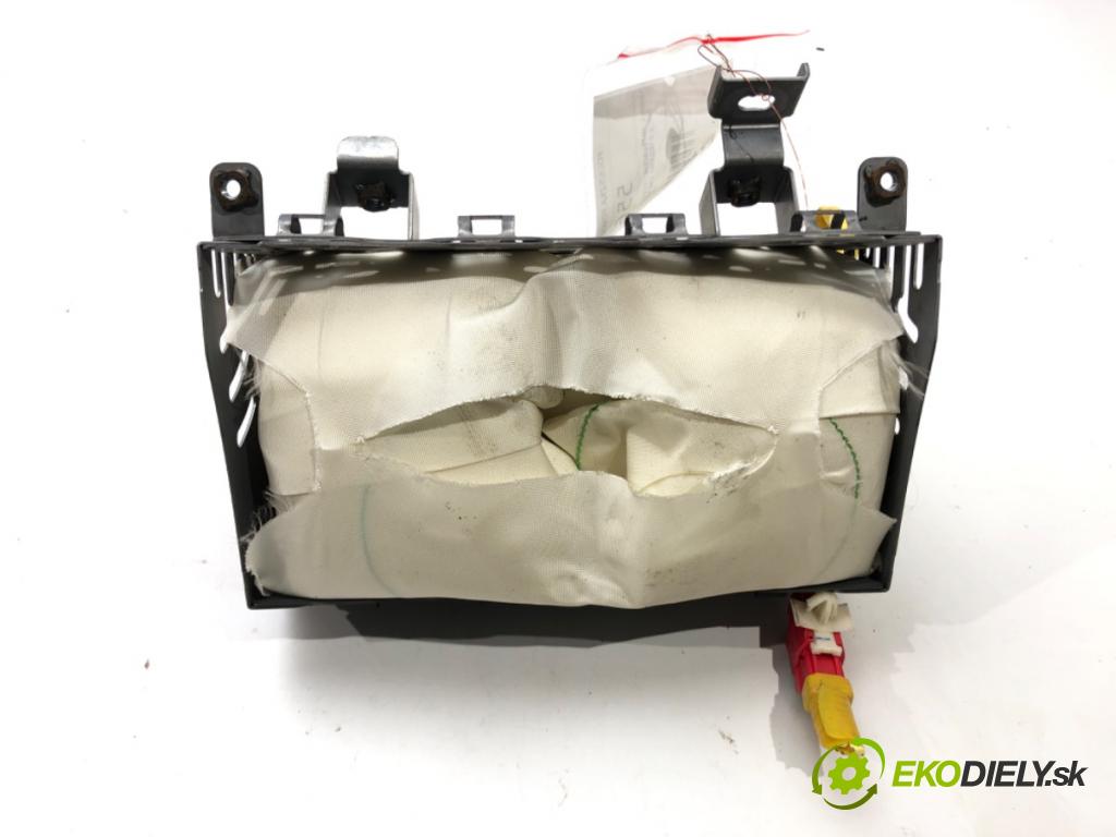 MITSUBISHI OUTLANDER I (CU_W) 2001 - 2008    2.0 (CU2W) 100 kW [136 KM] benzyna 2003 - 2006  AirBag spolujazdca MR975124 (Airbagy)