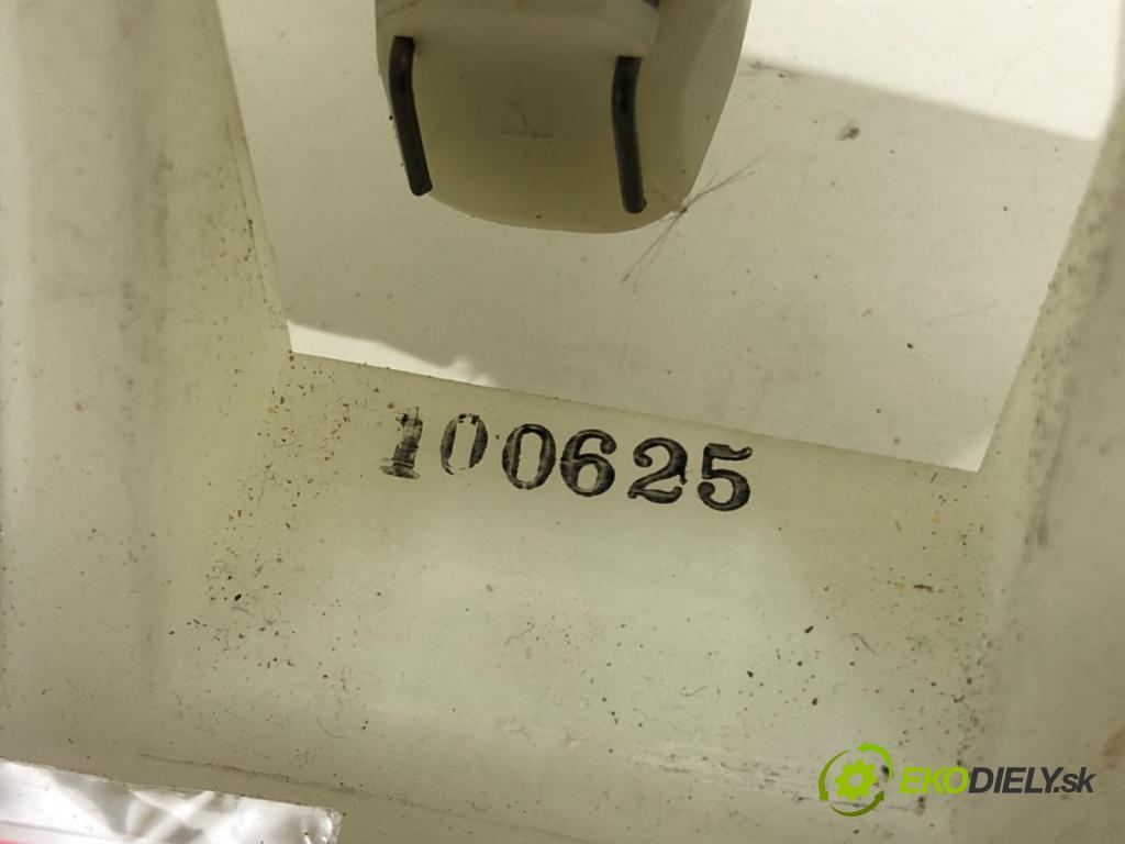 MITSUBISHI OUTLANDER I (CU_W) 2001 - 2008    2.0 (CU2W) 100 kW [136 KM] benzyna 2003 - 2006  Kulisa  (Rýchlostné páky / kulisy)