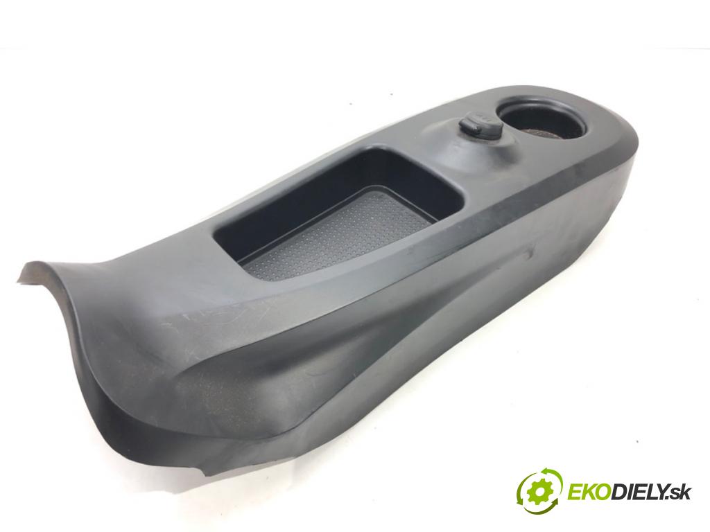 MICROCAR M8    M8  Tunel stredový  (Stredový tunel / panel)