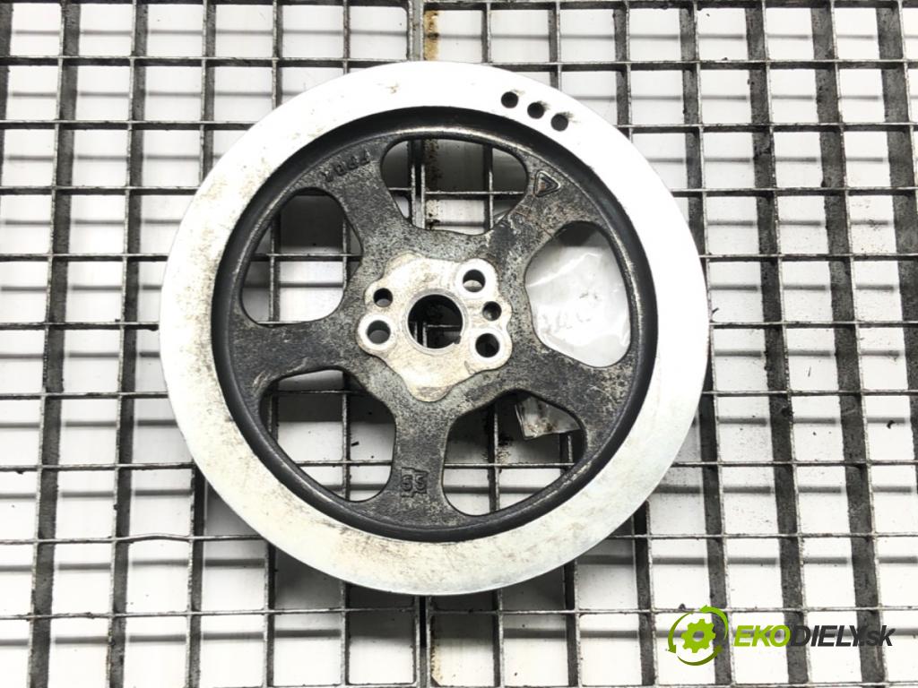 MICROCAR M8    M8  koleso zotrvačníkové  (Zotrvačníky)