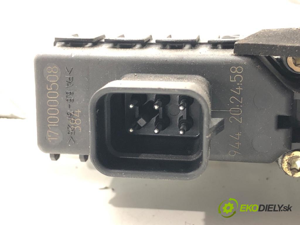 OPEL ZAFIRA A nadwozie wielkoprzestrzenne (MPV) (T98) 1999 - 2005    2.0 DTI 16V (F75) 74 kW [101 KM] olej napędowy 200  mechanismus okna přední část levý 90579355