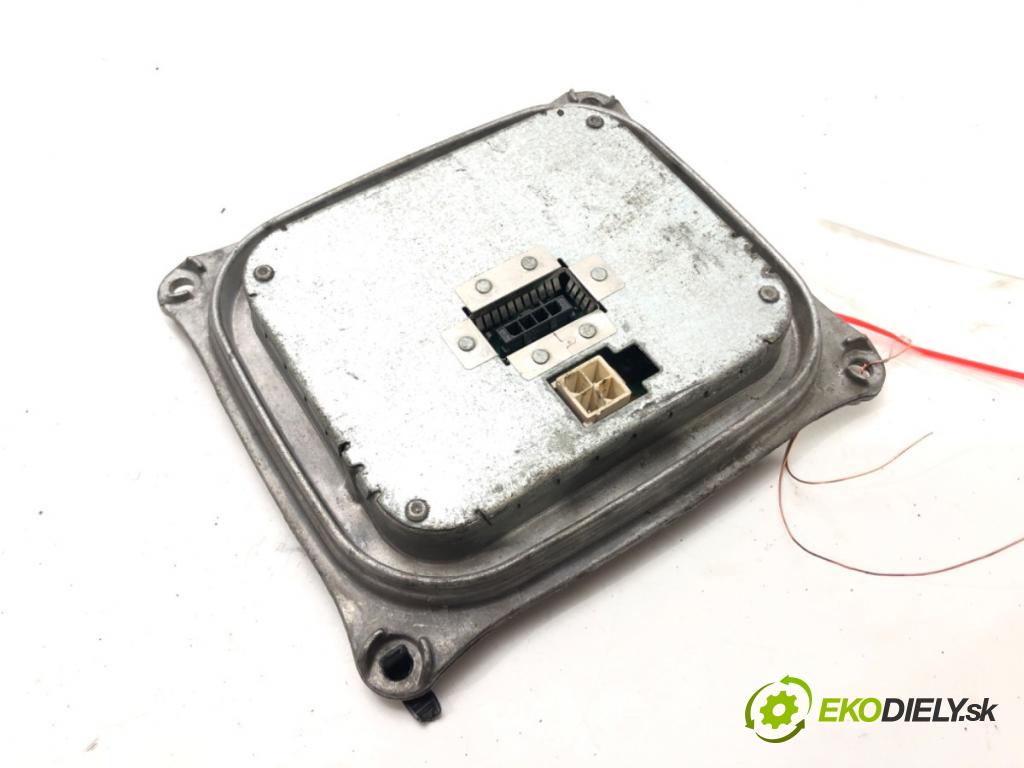 AUDI A4 B6 (8E2) 2000 - 2005    2.0 96 kW [130 KM] benzyna 2000 - 2004  Menič XENON 1307329193 (Riadiace jednotky xenónu)