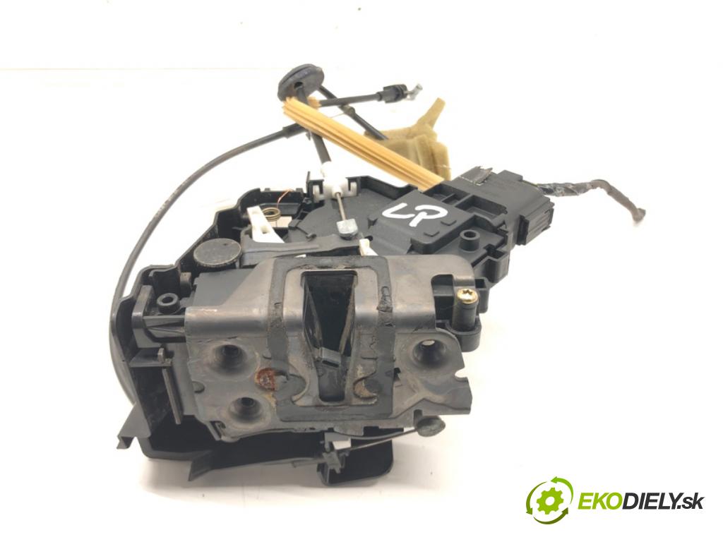FORD FOCUS C-MAX (DM2) 2003 - 2007    1.6 Ti 85 kW [115 KM] benzyna 2004 - 2007  zámok dveře levý přední část 3M5AR21813EP