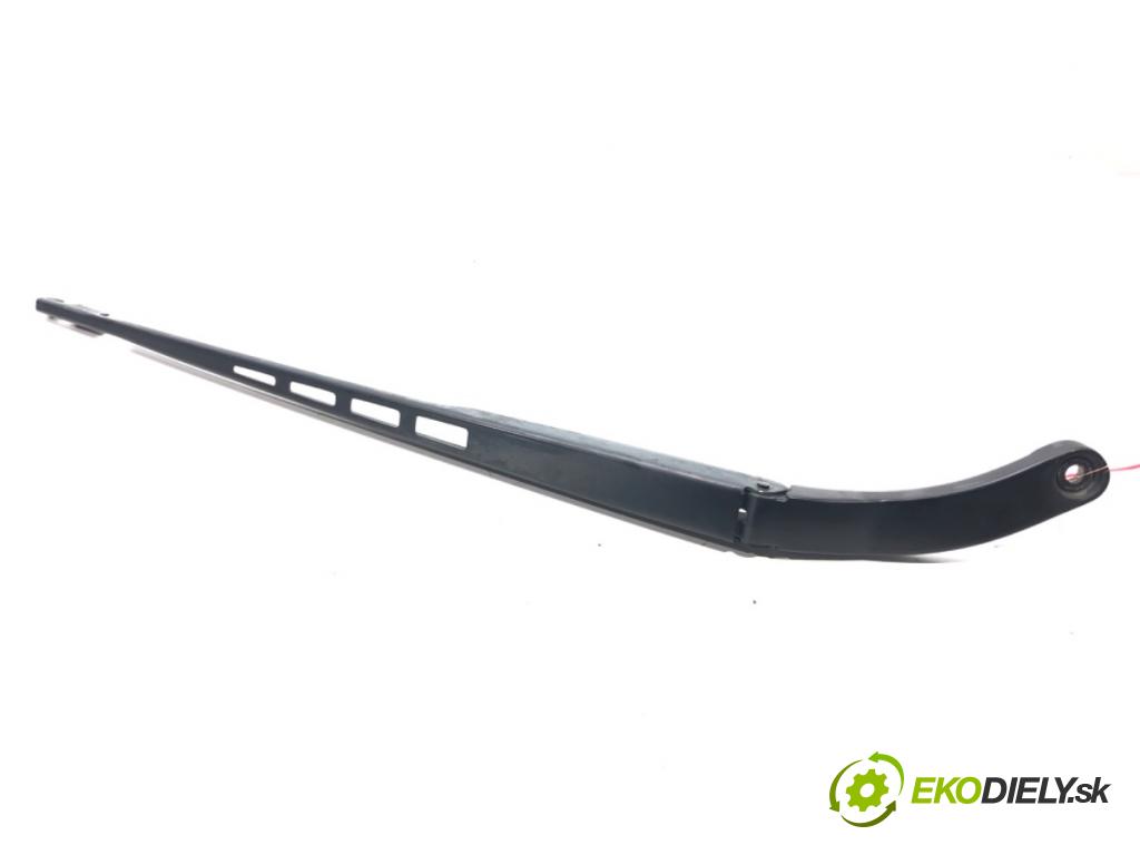 AUDI A6 C6 (4F2) 2004 - 2011    2.0 TDI 103 kW [140 KM] olej napędowy 2004 - 2008  ramena stěrače přední část pravé 4F1955408B