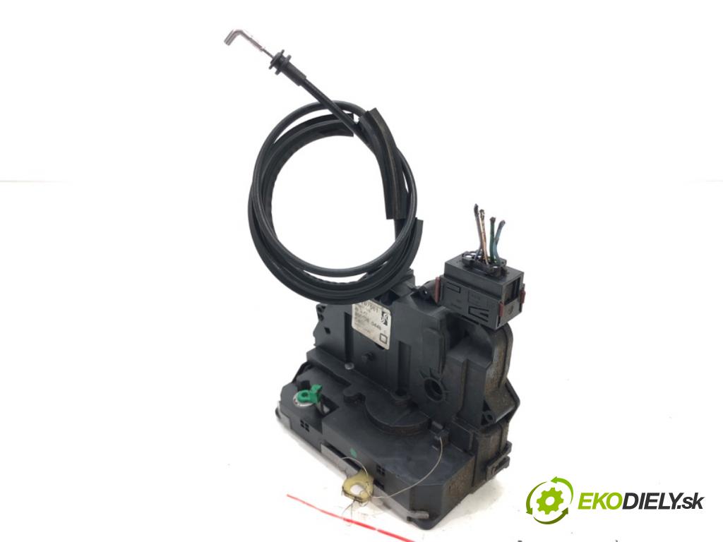 FIAT GRANDE PUNTO (199_) 2005 - 2022    1.4 (199AXB11, 199AXB1A, 199BXB1A, 199AXL1A) 57 kW  zámok dveře levý přední část 51797561
