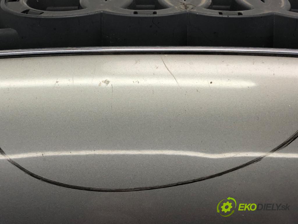 AUDI ALLROAD C5 (4BH) 2000 - 2005    2.5 TDI quattro 132 kW [180 KM] olej napędowy 2000  kapota