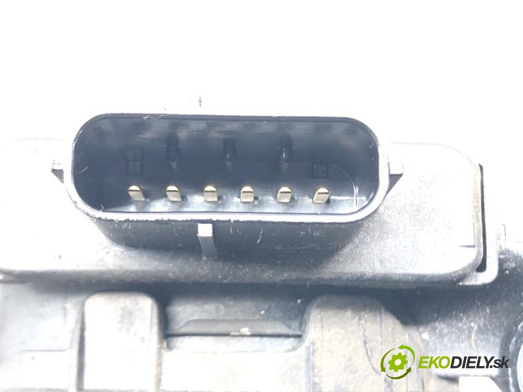 AUDI A6 C6 Avant (4F5) 2004 - 2011    2.7 TDI 132 kW [180 KM] olej napędowy 2005 - 2008  Potenciometer plynového pedálu 8K1721523 (Pedále)