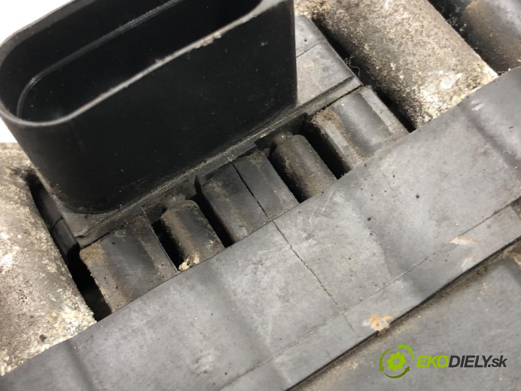 SKODA OCTAVIA I (1U2) 1996 - 2010    1.6 75 kW [102 KM] benzyna 2000 - 2010  Cievka zapaľovacia 032905106E (Zapaľovacie cievky, moduly)