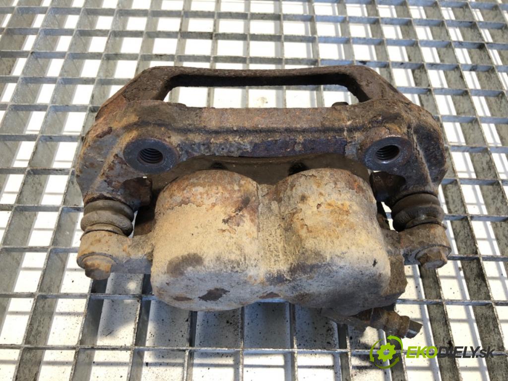 FORD TRANSIT Autobus (FD_ _, FB_ _, FS_ _, FZ_ _, FC_ _) 2000 - 2006    2.0 DI (F_E_, F_F_, F_G_) 74 kW [100 KM] olej napędowy 2000 - 2006  Brzdič strmeň ľavy predný