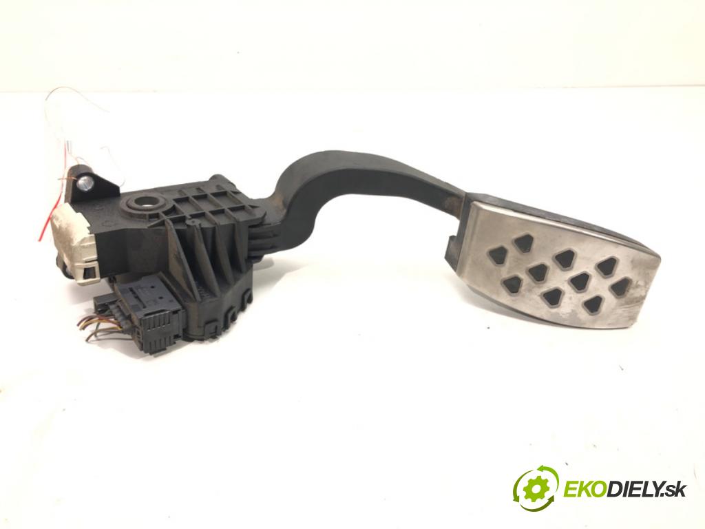 OPEL CORSA D (S07) 2006 - 2014    1.3 CDTI (L08, L68) 70 kW [95 KM] olej napędowy 20  Potenciometer plynového pedálu 13305804 (Pedále)