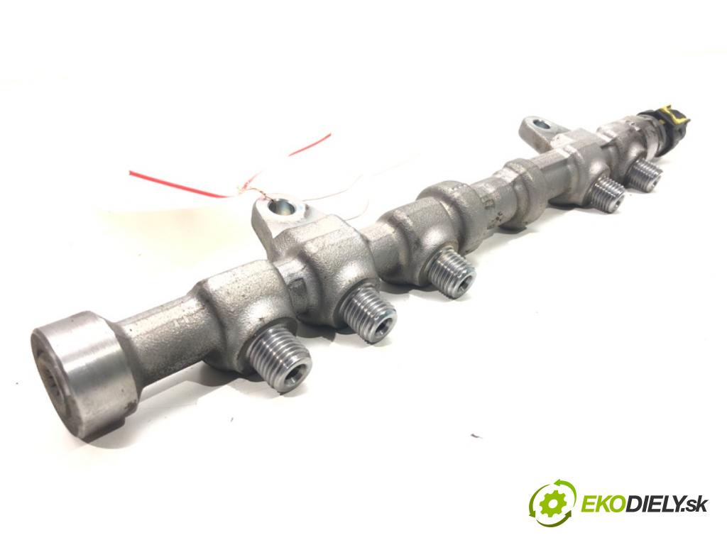 OPEL CORSA D (S07) 2006 - 2014    1.3 CDTI (L08, L68) 70 kW [95 KM] olej napędowy 20  Lišta vstrekovacia 55573331 (Vstrekovacie lišty)